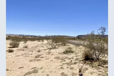 205 Old Woman Springs Road, Yucca Valley, CA 92284 - Photo 27