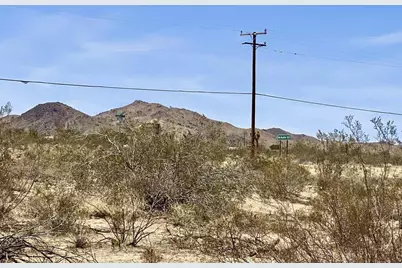 205 Old Woman Springs Road, Yucca Valley, CA 92284 - Photo 5
