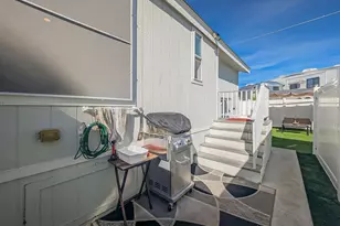 70200 Dillon Road, Desert Hot Springs, CA 92241 - Photo 17