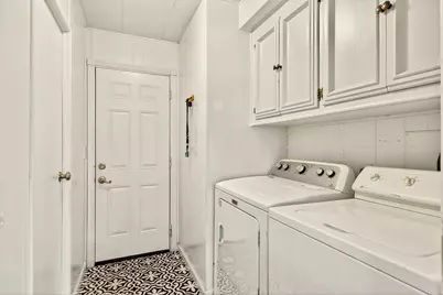 33 Diamond E Drive, Palm Desert, CA 92260 - Photo 21