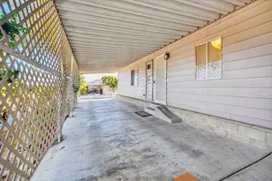 33 Diamond E Dr, Palm Desert, CA 92260 - Photo 23