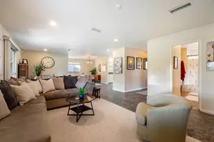 42735 Kansas St, Palm Desert, CA 92211 - Photo 11