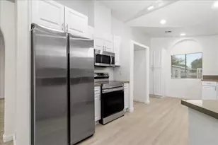 35453 Canteen, Thousand Palms, CA 92276 - Photo 3