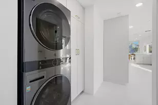 46860 Amir Dr, Palm Desert, CA 92260 - Photo 17