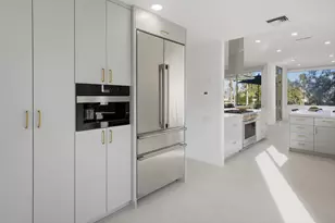 46860 Amir Dr, Palm Desert, CA 92260 - Photo 15