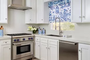 47200 Amir Dr, Palm Desert, CA 92260 - Photo 9