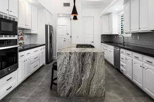 21 Mission Palms W, Rancho Mirage, CA 92270 - Photo 5