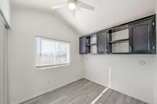 70200 Dillon Road, Desert Hot Springs, CA 92241 - Photo 21