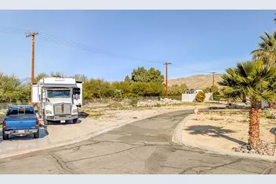70200 Dillon Road #284, Desert Hot Springs, CA 92241 - Photo 9