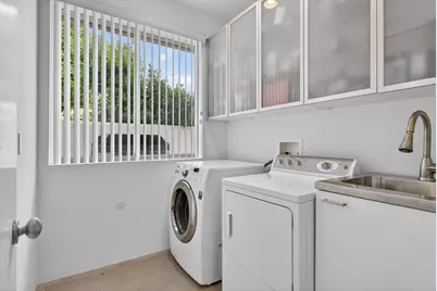 2111 S Camino Barranca, Palm Springs, CA 92264 - Photo 27