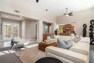 135 Vista Valle, Palm Desert, CA 92260 - Photo 5