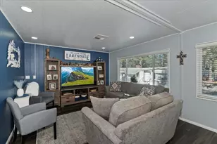 41150 Lahontan Dr, Big Bear Lake, CA 92315 - Photo 9
