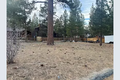 449 E Country Club Boulevard, Big Bear City, CA 92314 - Photo 3