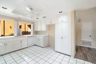 41705 Navarre Ct, Palm Desert, CA 92260 - Photo 11