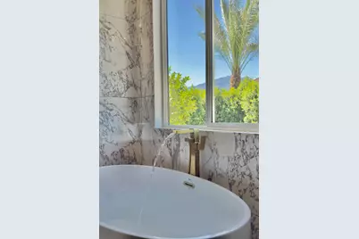 81934 Vida Bella Drive, La Quinta, CA 92253 - Photo 9