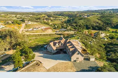 38975 Vista Dawn Court, Temecula, CA 92592 - Photo 3