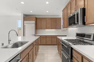 73745 Henri Dr, Palm Desert, CA 92211 - Photo 3