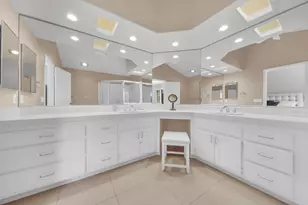 58 Lookout Dr, Palm Desert, CA 92211 - Photo 5