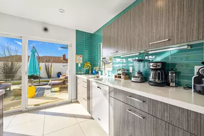 3963 E Calle San Antonio, Palm Springs, CA 92264 - Photo 13