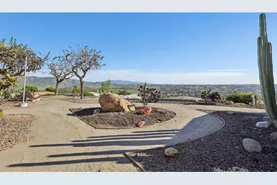 275 S Worthington Street #14, Spring Valley, CA 91977 - Photo 67