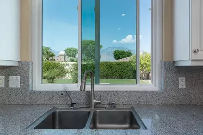 69727 Camino Pacifico, Rancho Mirage, CA 92270 - Photo 11