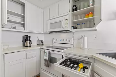 77601 Los Arboles Drive, La Quinta, CA 92253 - Photo 17