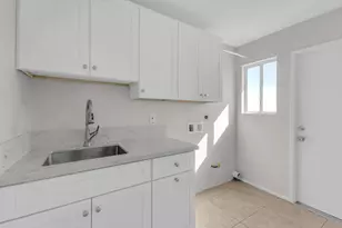 15310 Desert View Rd, Palm Springs, CA 92282 - Photo 29