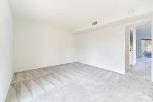 2420 Los Coyotes Dr, Palm Springs, CA 92264 - Photo 37