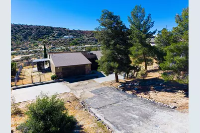 7674 Rockaway Avenue, Yucca Valley, CA 92284 - Photo 43