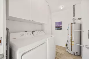 2077 S Caliente Dr, Palm Springs, CA 92264 - Photo 37