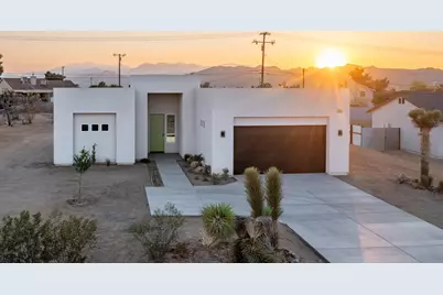 7082 Avalon Avenue, Yucca Valley, CA 92284 - Photo 23