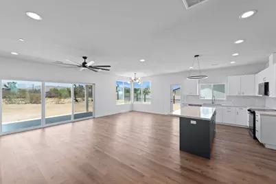 7082 Avalon Avenue, Yucca Valley, CA 92284 - Photo 5