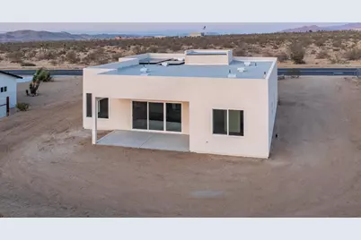 7082 Avalon Avenue, Yucca Valley, CA 92284 - Photo 21