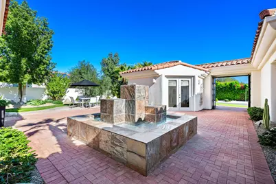 196 Loch Lomond Road, Rancho Mirage, CA 92270 - Photo 11