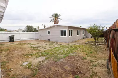 65860 Acoma Avenue, Desert Hot Springs, CA 92240 - Photo 11