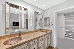 118 Avellino Cir, Palm Desert, CA 92211 - Photo 17