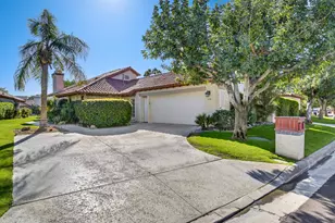 118 Avellino Cir, Palm Desert, CA 92211 - Photo 51