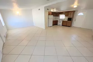 30404 San Antonio Dr, Cathedral City, CA 92234 - Photo 11