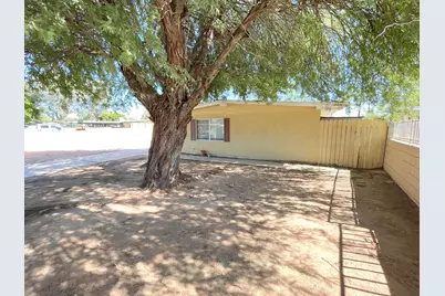 30404 San Antonio Drive, Cathedral City, CA 92234 - Photo 25