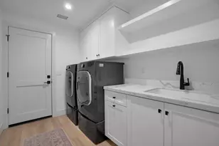 710 Hawk Hill Trail, Palm Desert, CA 92211 - Photo 33