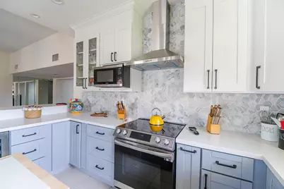 38821 Kilimanjaro Drive, Palm Desert, CA 92211 - Photo 13