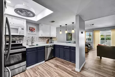 32505 Candlewood Drive #103, Cathedral City, CA 92234 - Photo 9