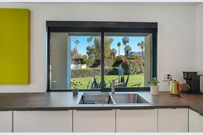 1930 Grand Bahama Drive E, Palm Springs, CA 92264 - Photo 15