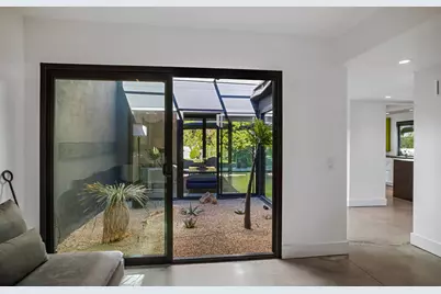 1930 Grand Bahama Drive E, Palm Springs, CA 92264 - Photo 23