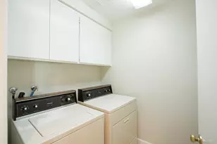 705 Vista Lago Cir N, Palm Desert, CA 92211 - Photo 29