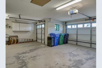 9721 Siwanoy Drive, Desert Hot Springs, CA 92240 - Photo 35