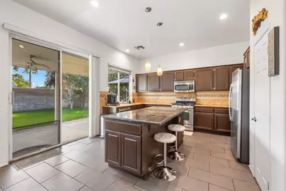 27742 Avenida Maravilla, Cathedral City, CA 92234 - Photo 21