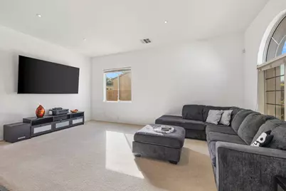 27742 Avenida Maravilla, Cathedral City, CA 92234 - Photo 11