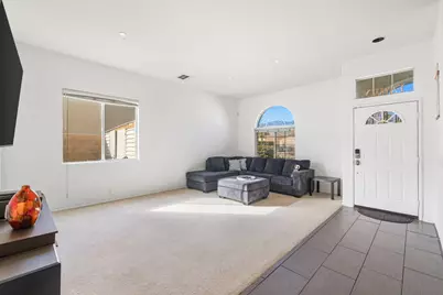 27742 Avenida Maravilla, Cathedral City, CA 92234 - Photo 9