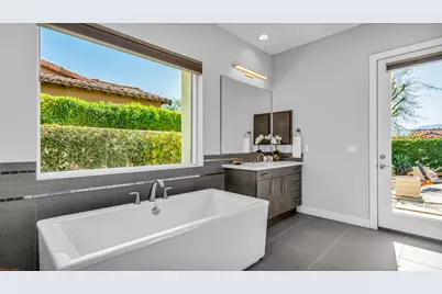 37 Alicante Circle, Rancho Mirage, CA 92270 - Photo 19